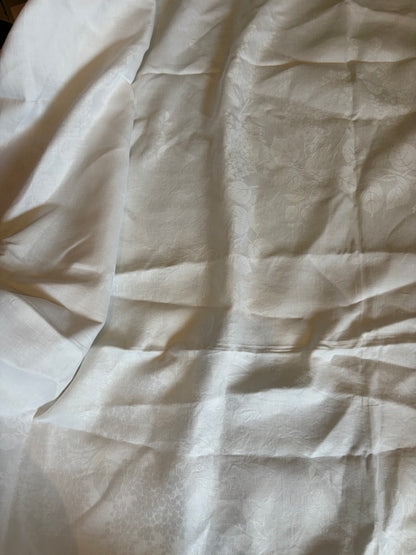 DAMASK CLOTH