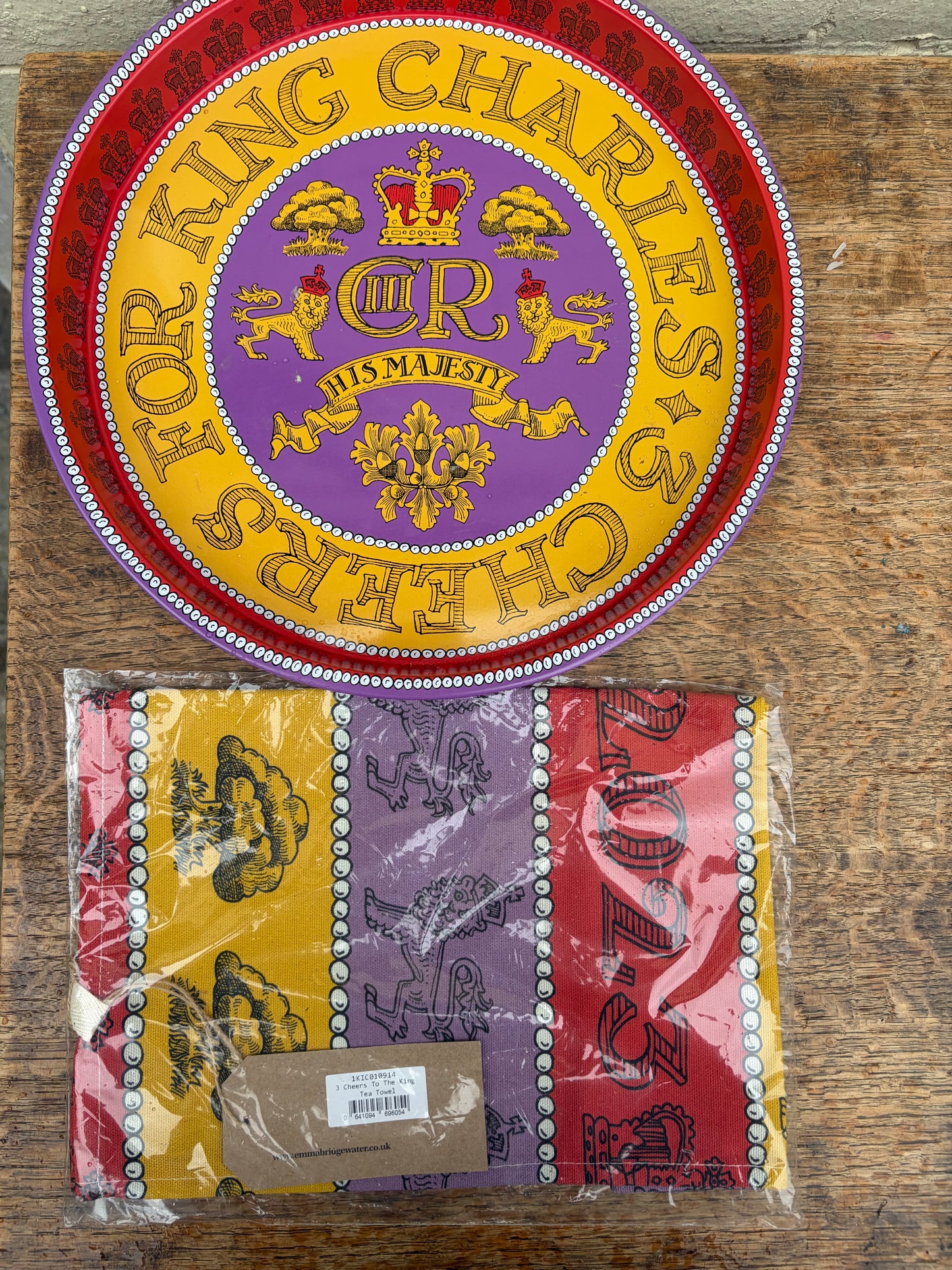 TRAY AND TEATOWEL