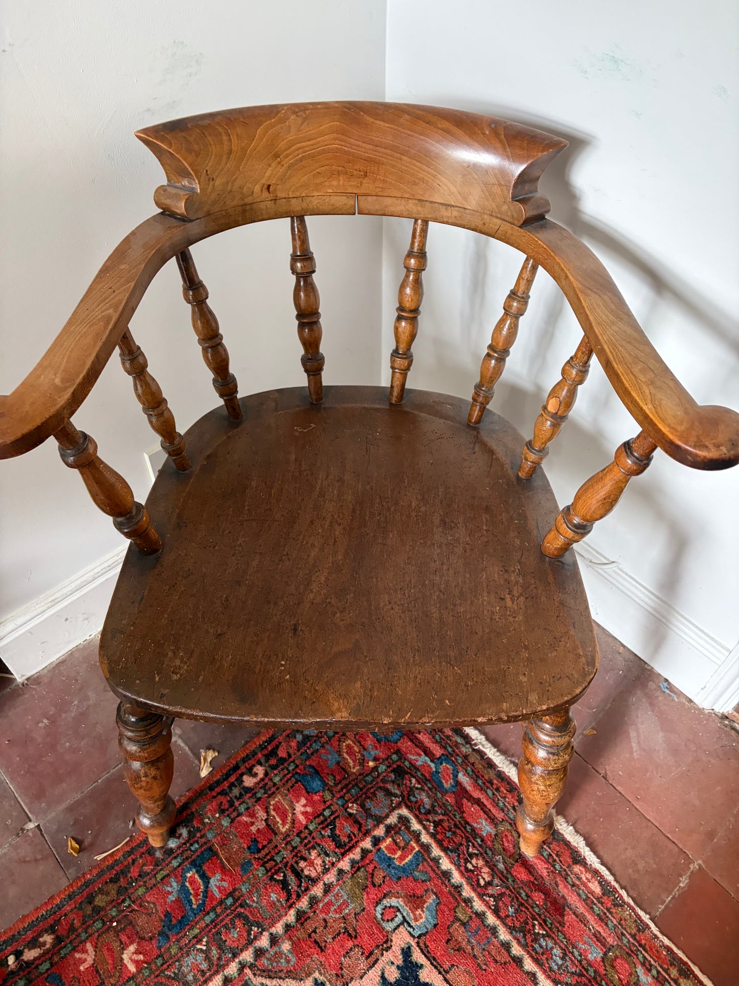 HALLWAY CHAIR