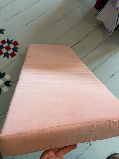 WINDOW CUSHION