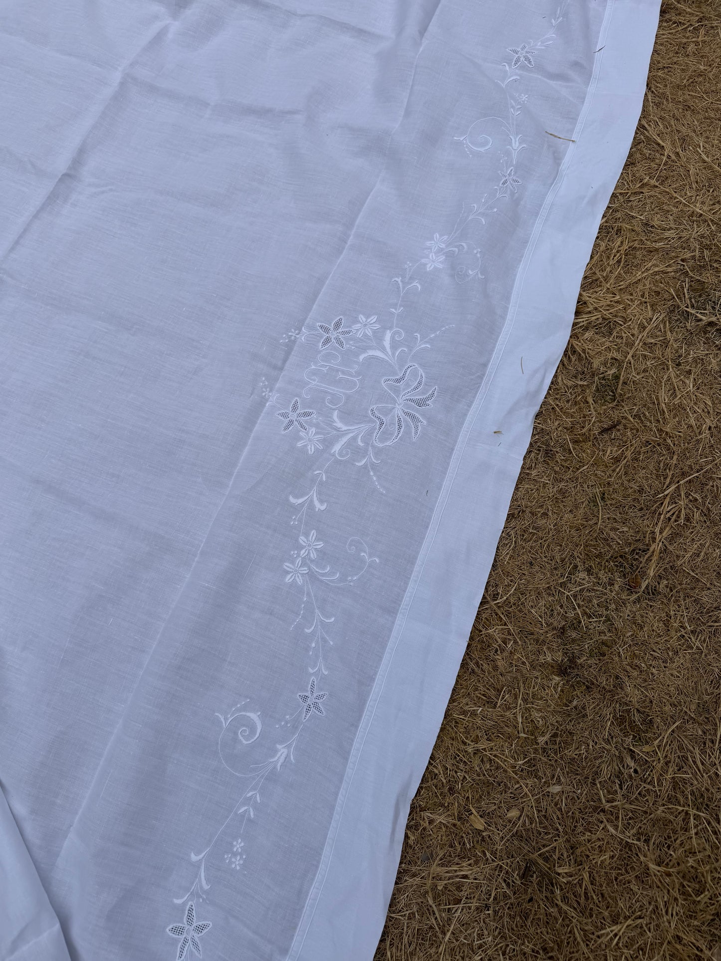 MONOGRAMMED SINGLE SHEET