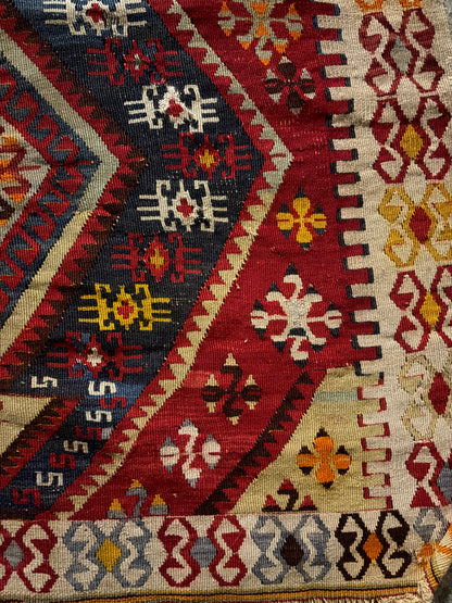 ANTIQUE KILIM