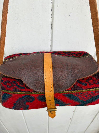 CARPET BAG