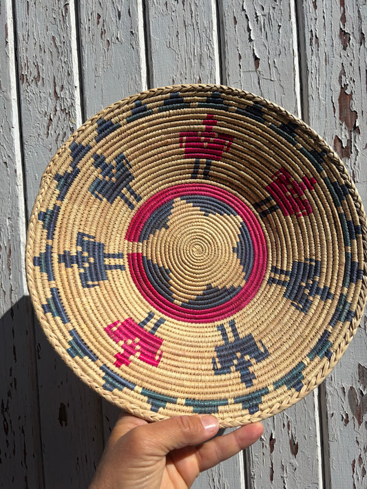 WOVEN BASKET