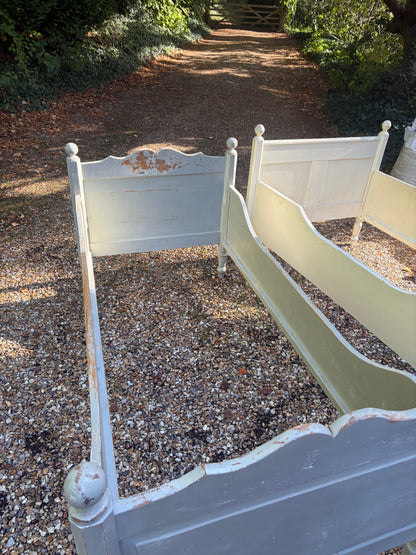 SINGLE SLEIGH BEDS