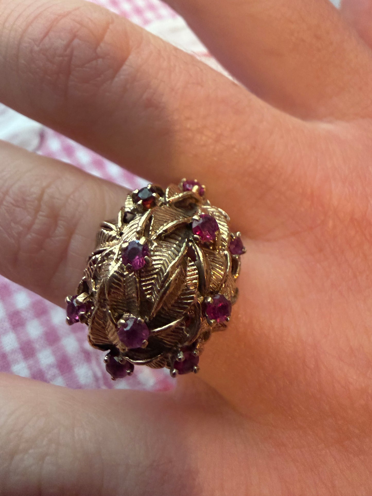 GOLD AND RUBY RING