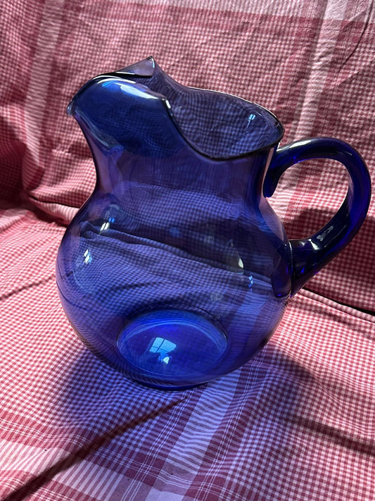 GLASS JUG