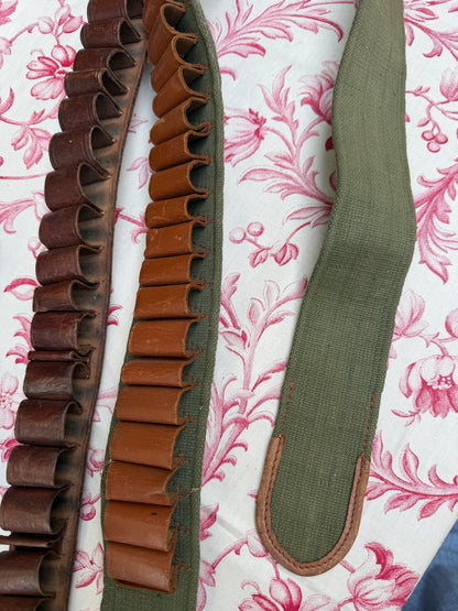 CARTRIDGE BAG WITH TWO BELTS