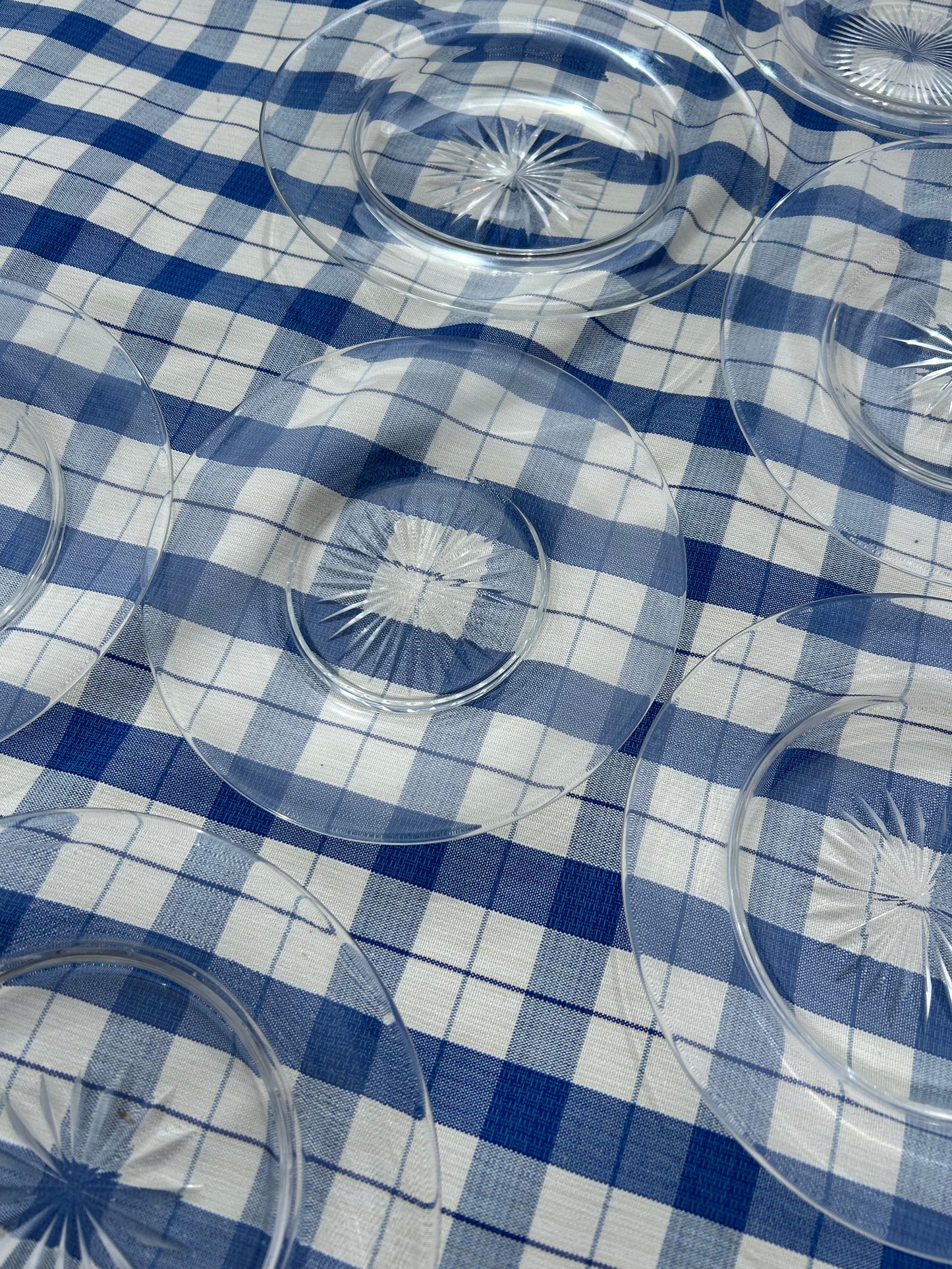 GLASS PLATES