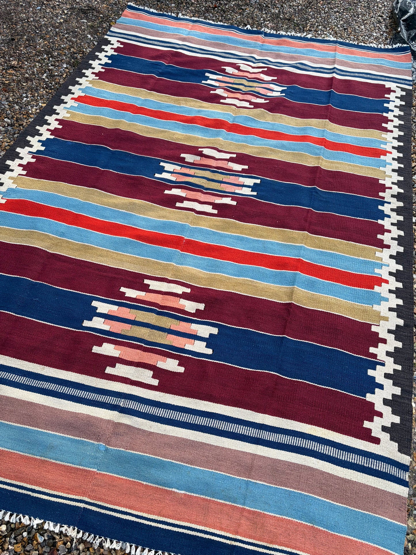 LARGE KILIM