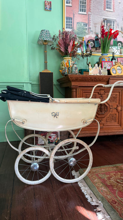ANTIQUE PRAM