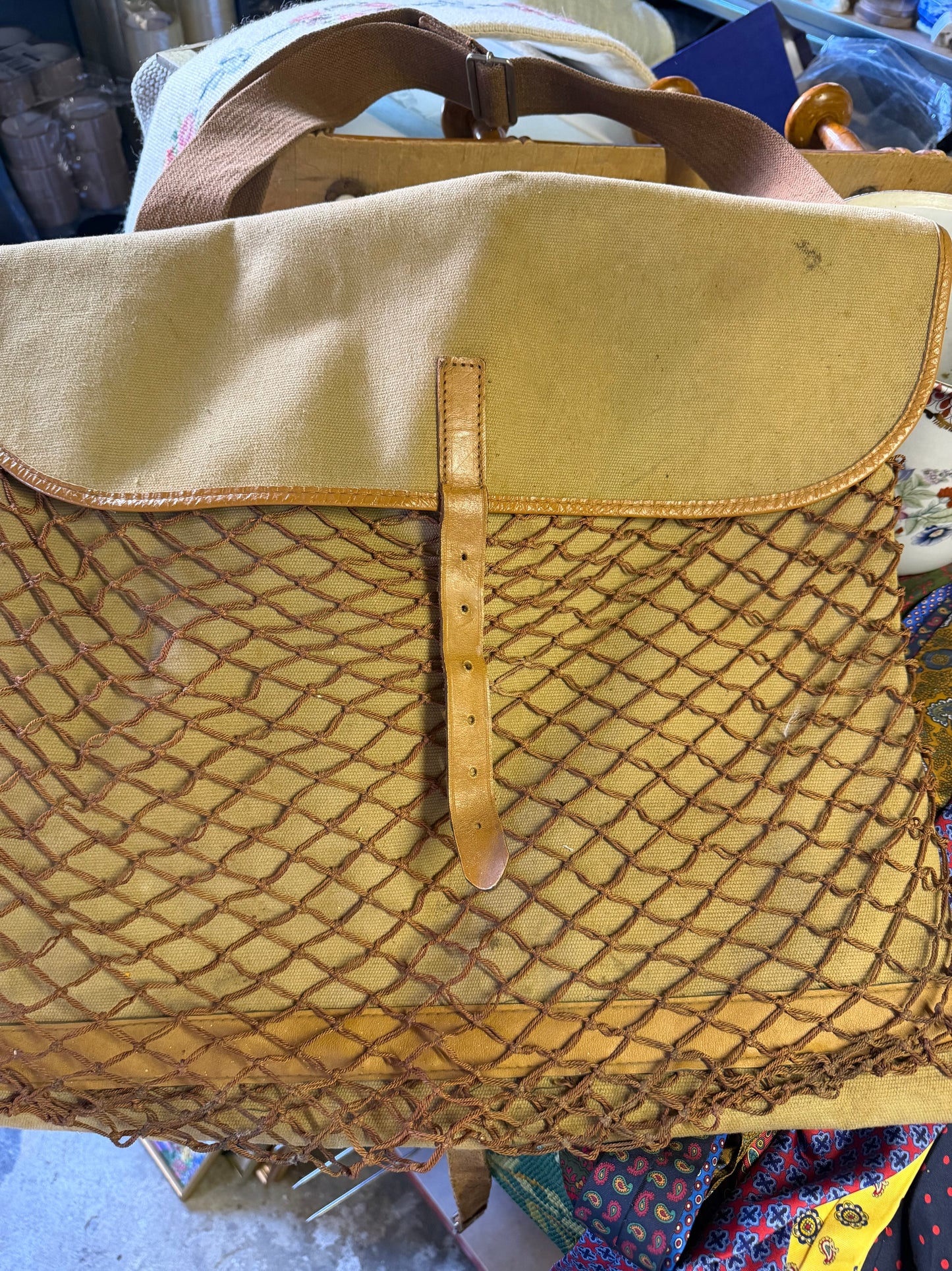 FISHING BAG