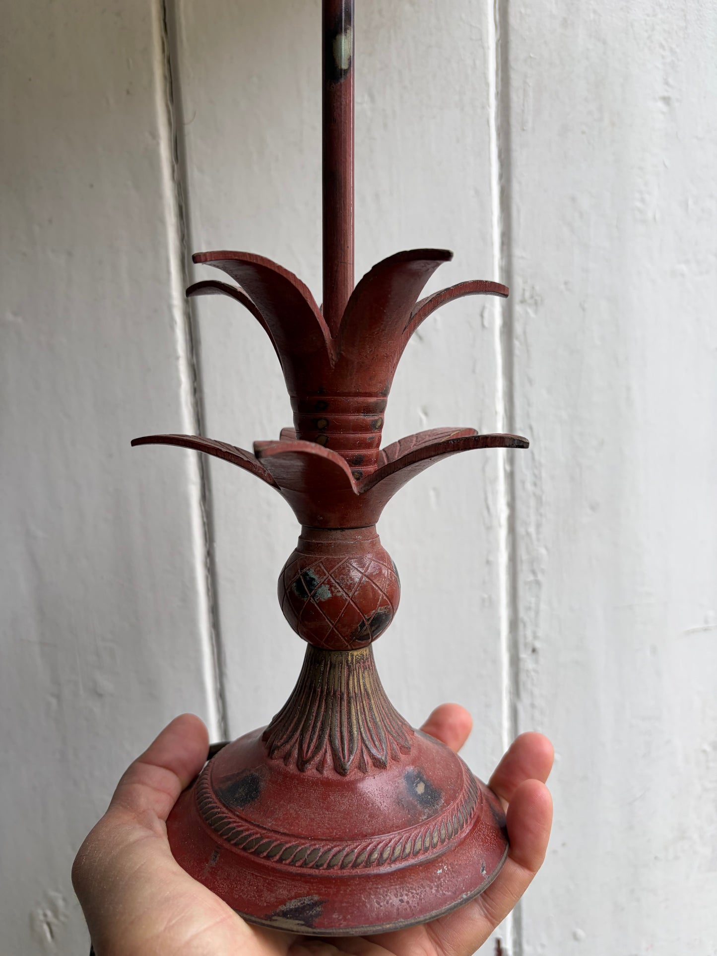 PINEAPPLE LAMPS