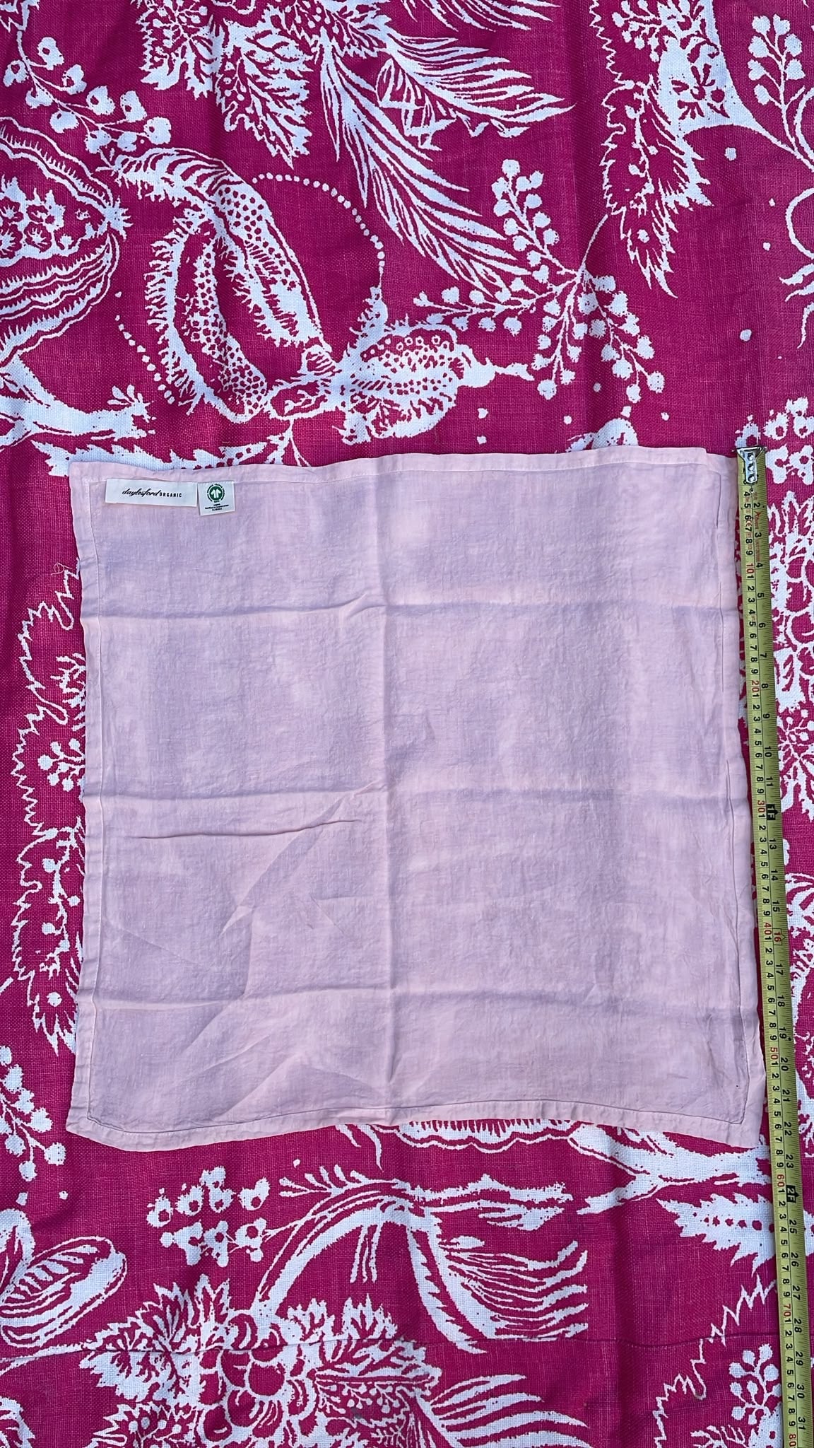 LINEN NAPKINS