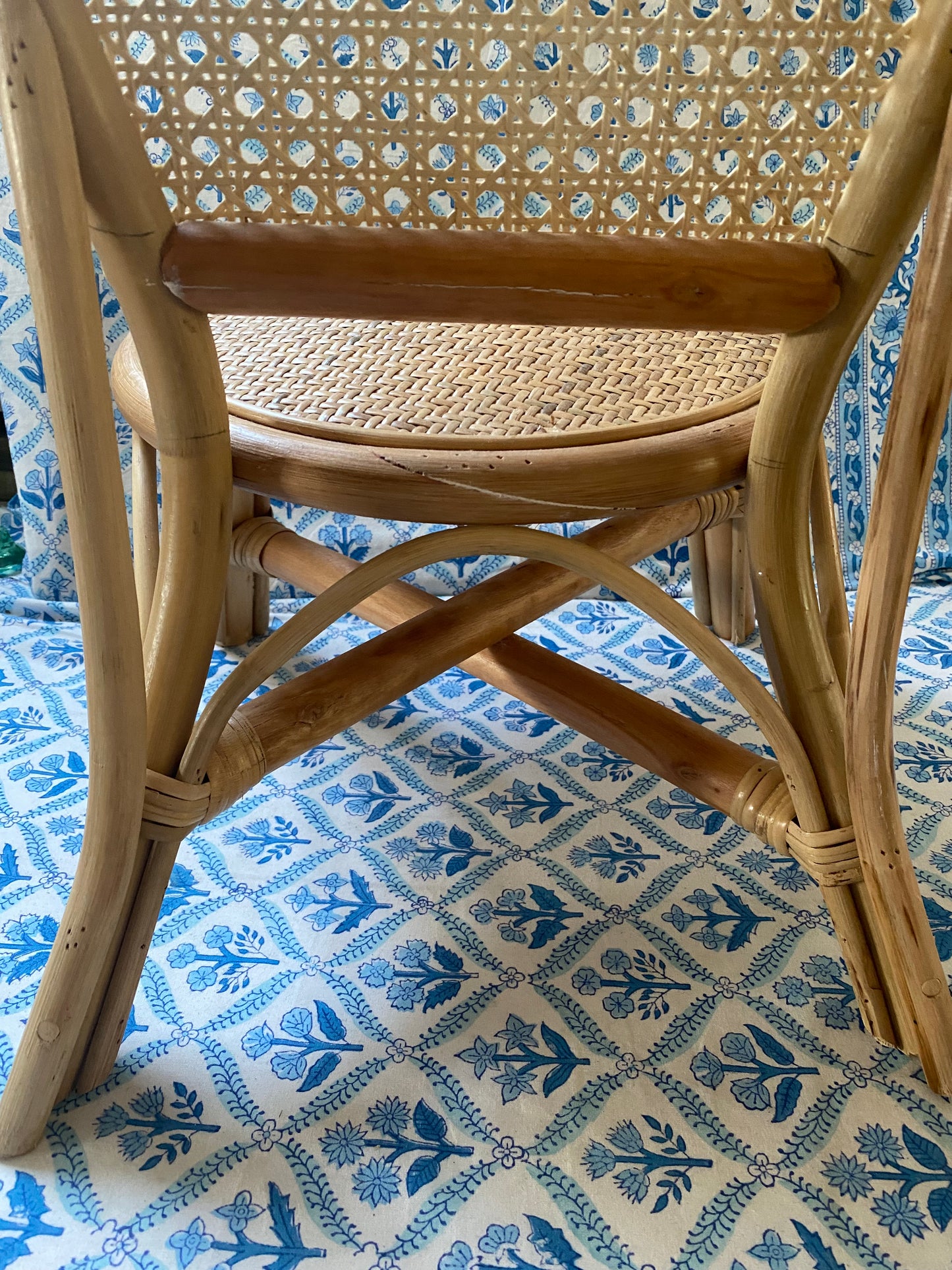 CHILDS CHAIR