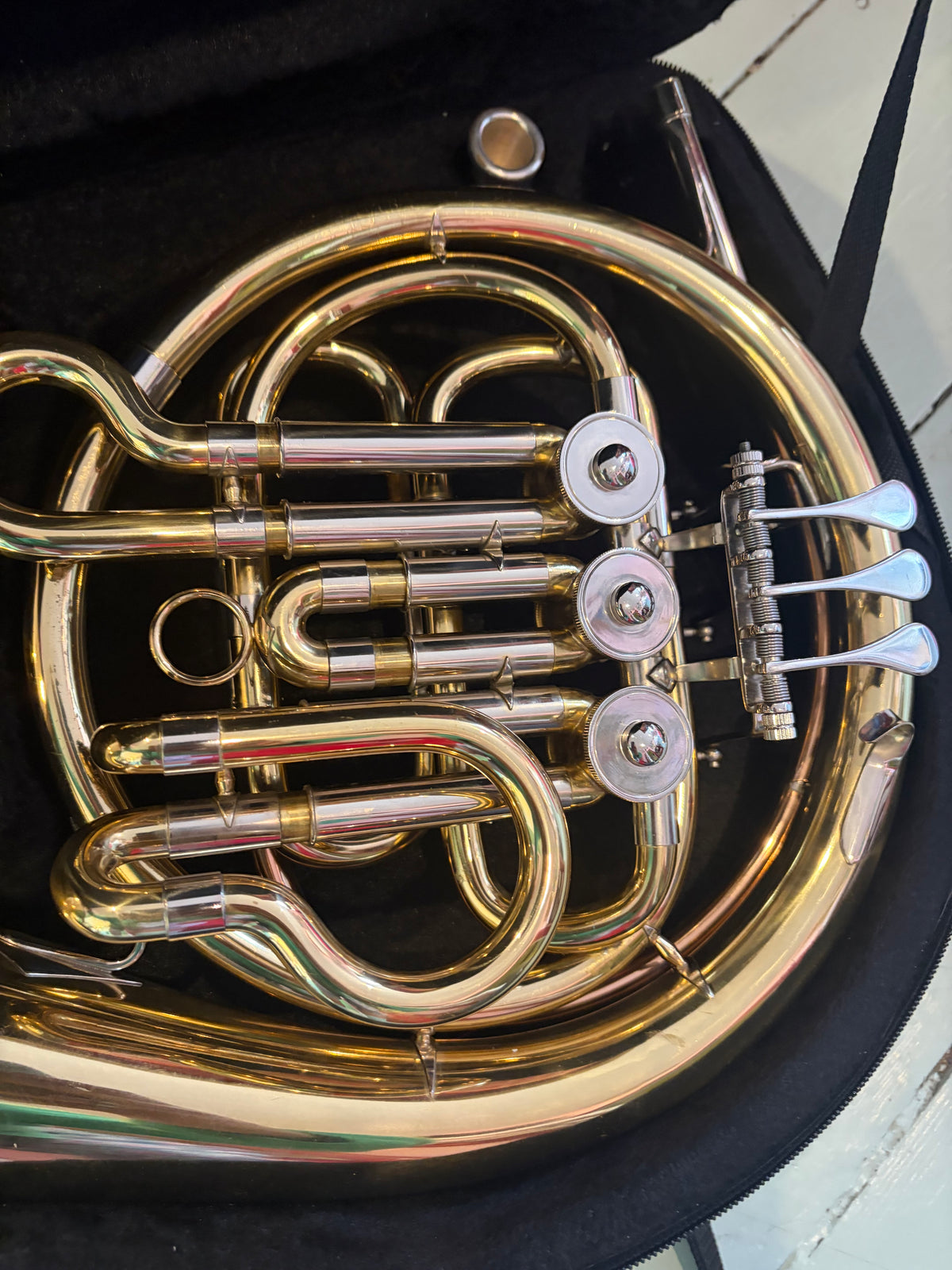 FRENCH HORN