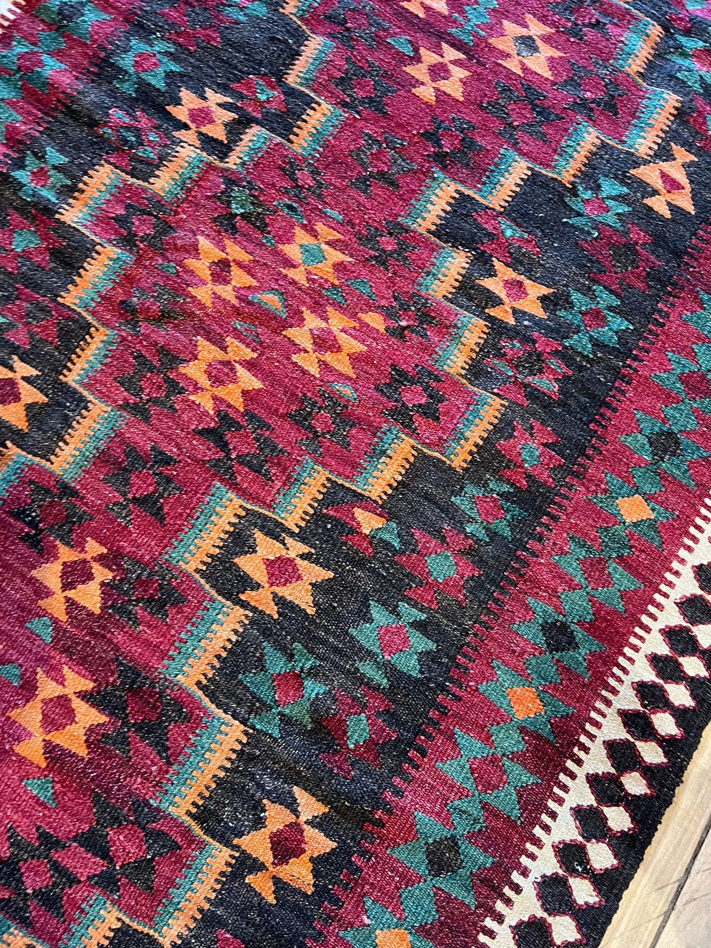 KILIM RUG