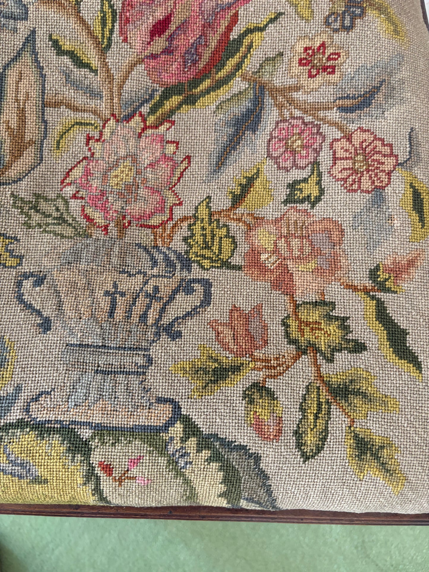 TAPESTRY SEAT CHAIR