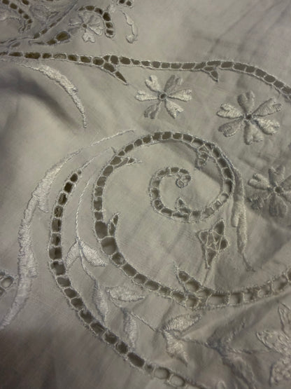 EMBROIDERED TOP SHEET