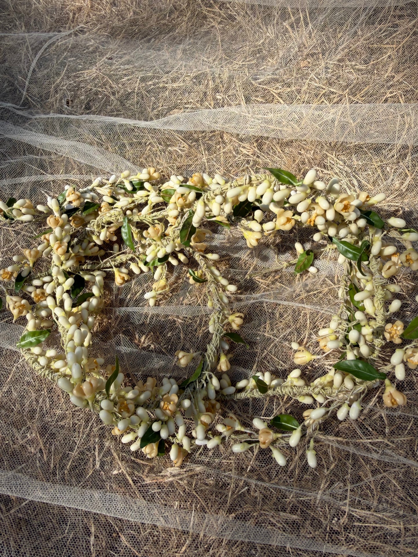 ANTIQUE VEIL