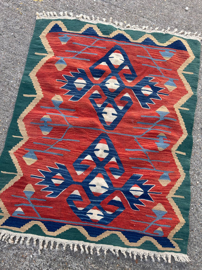 KILIM RUG