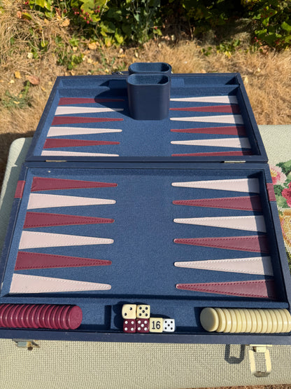 BACKGAMMON