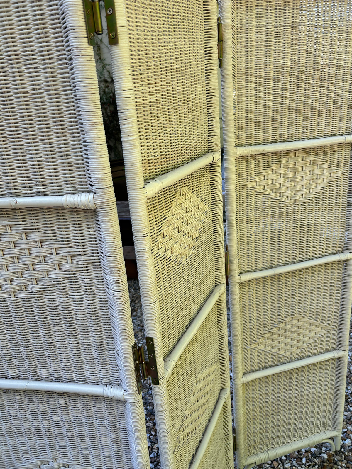 SCREEN