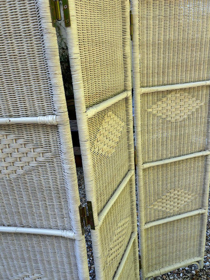 SCREEN