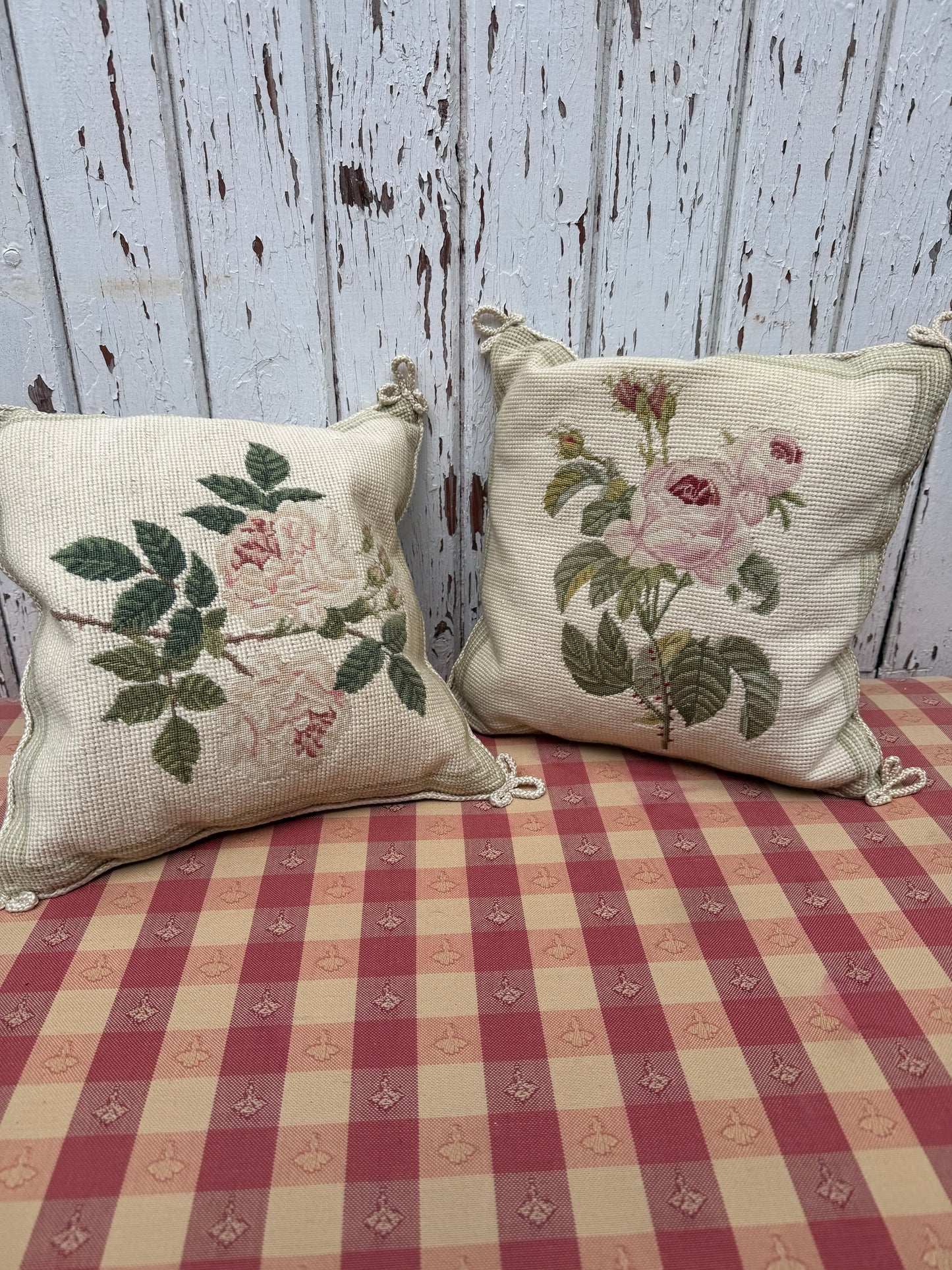TAPESTRY CUSHIONS PAIR