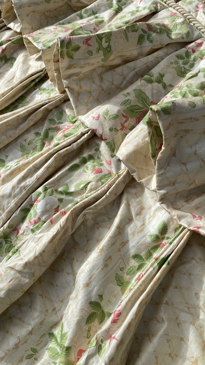 VINTAGE CURTAINS