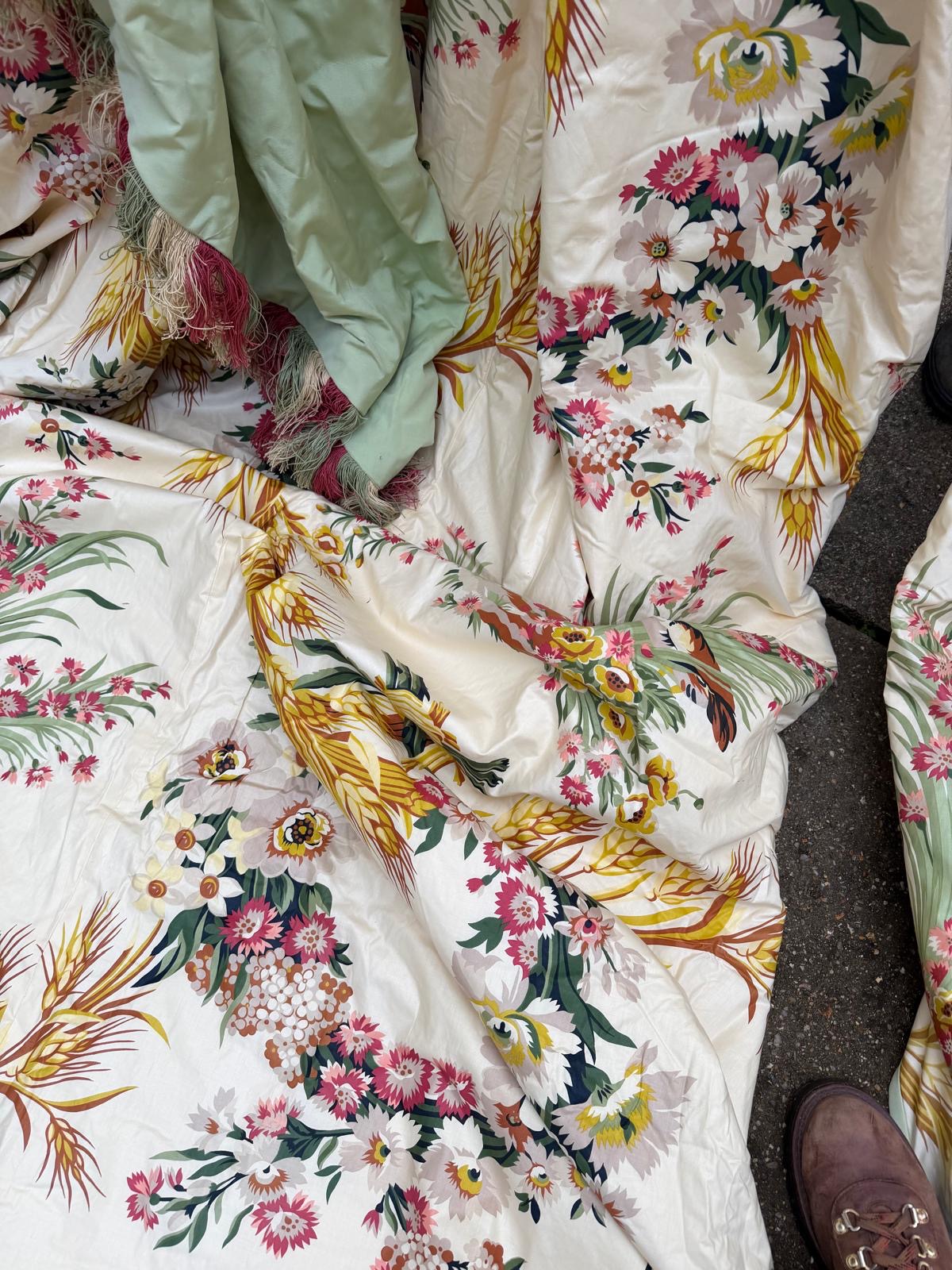 VINTAGE CURTAINS