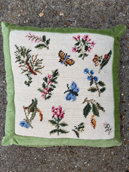 TAPESTRY CUSHION