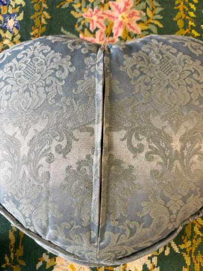 CUSHION