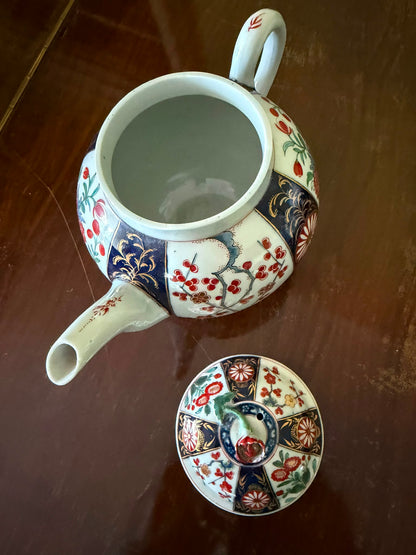 10 COLLECTABLE PIECES