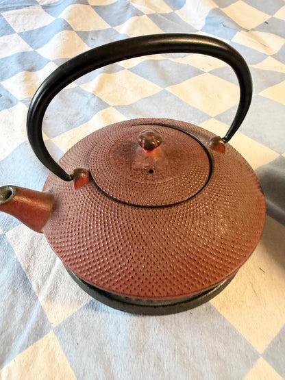 TEA POTS