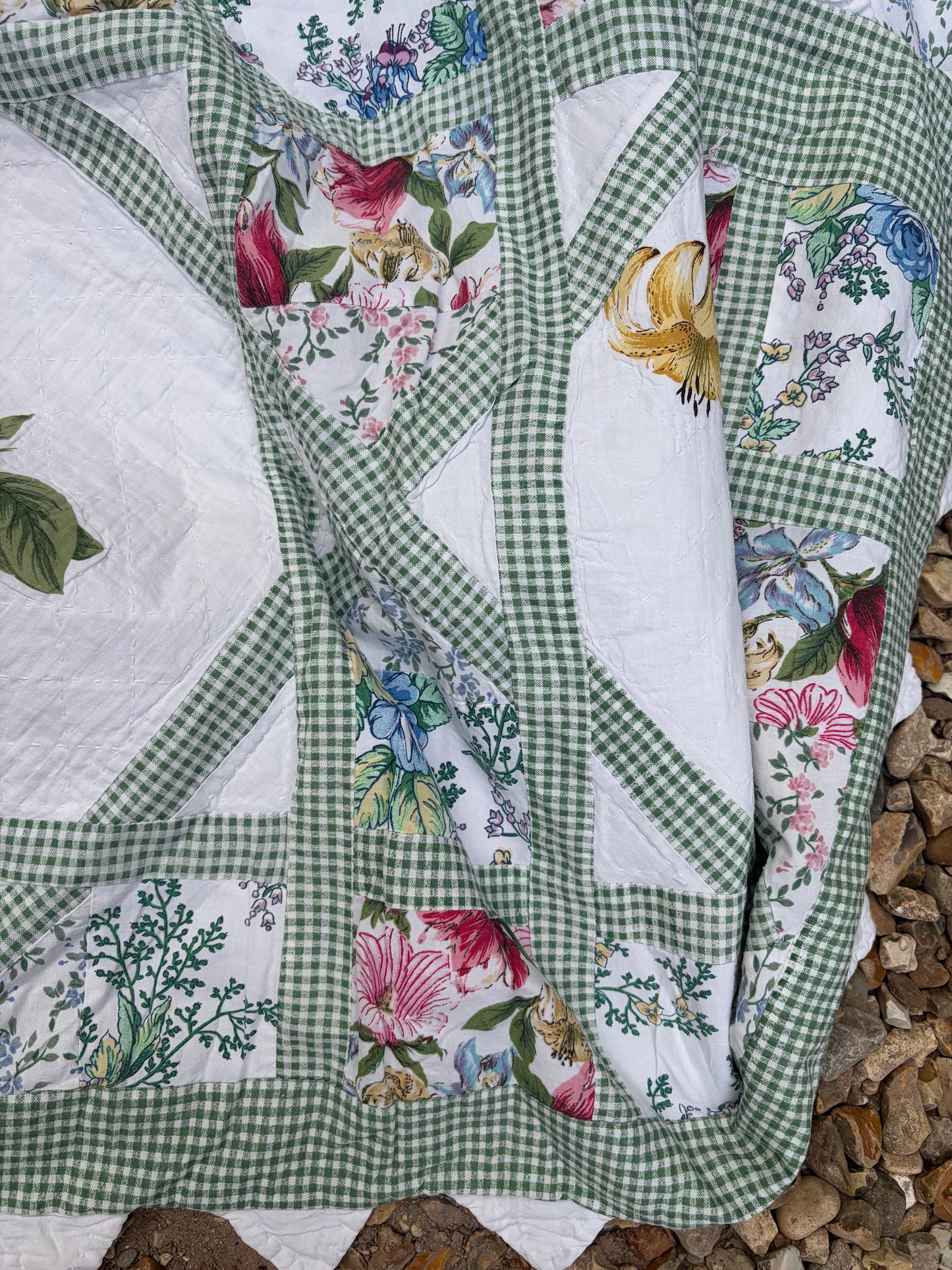 FLOWERS QUILT