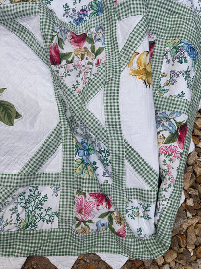 FLOWERS QUILT