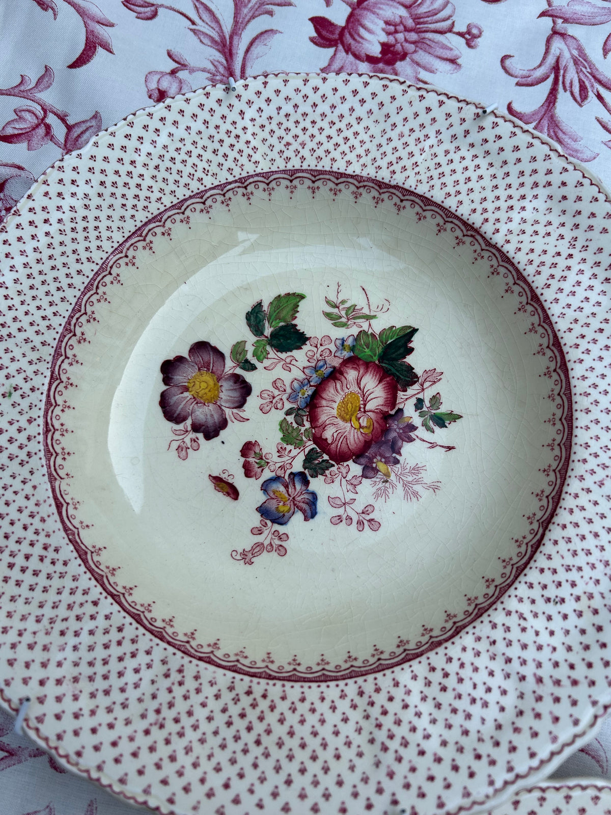 PAIR OF PLATES