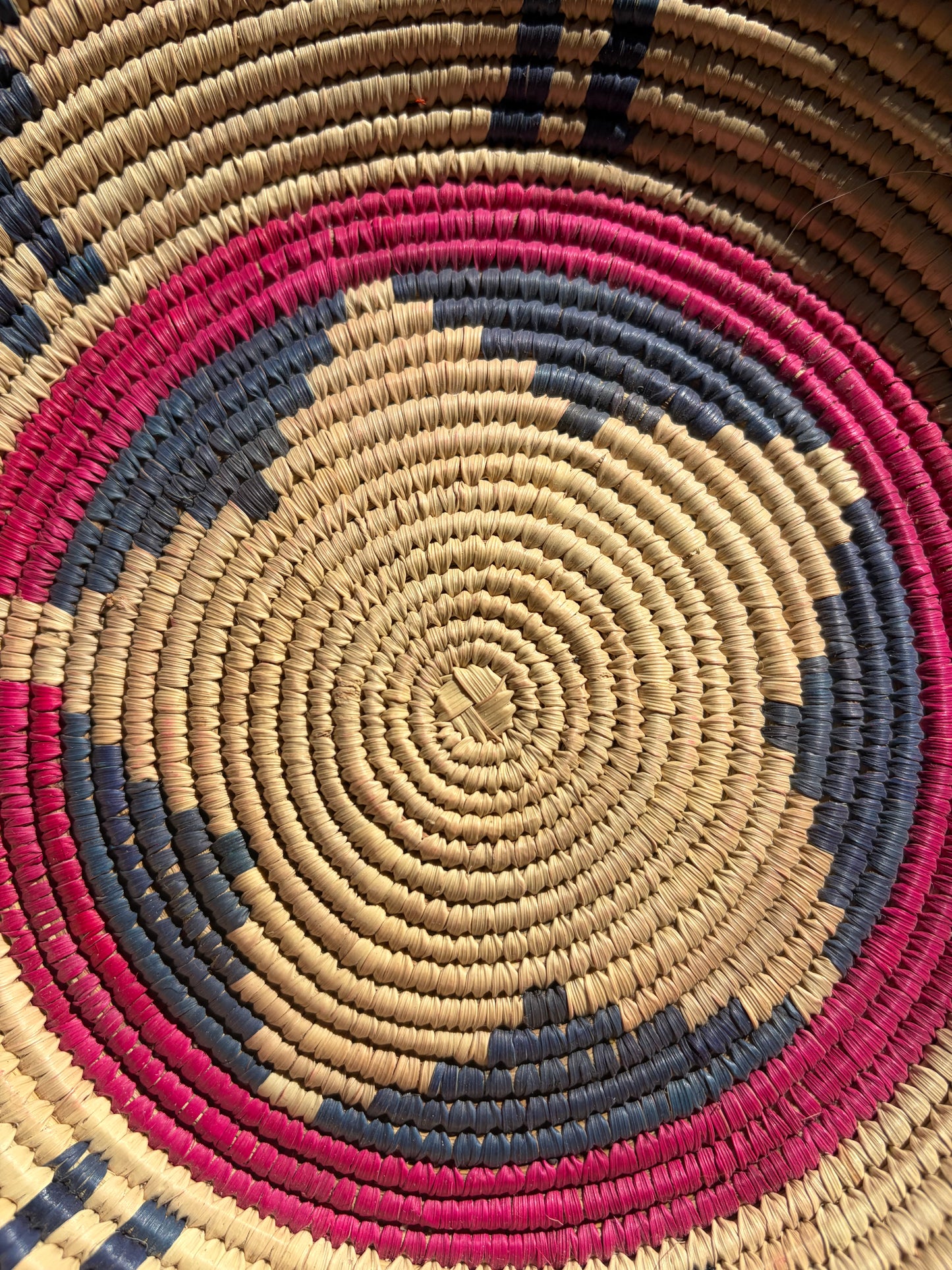 WOVEN BASKET