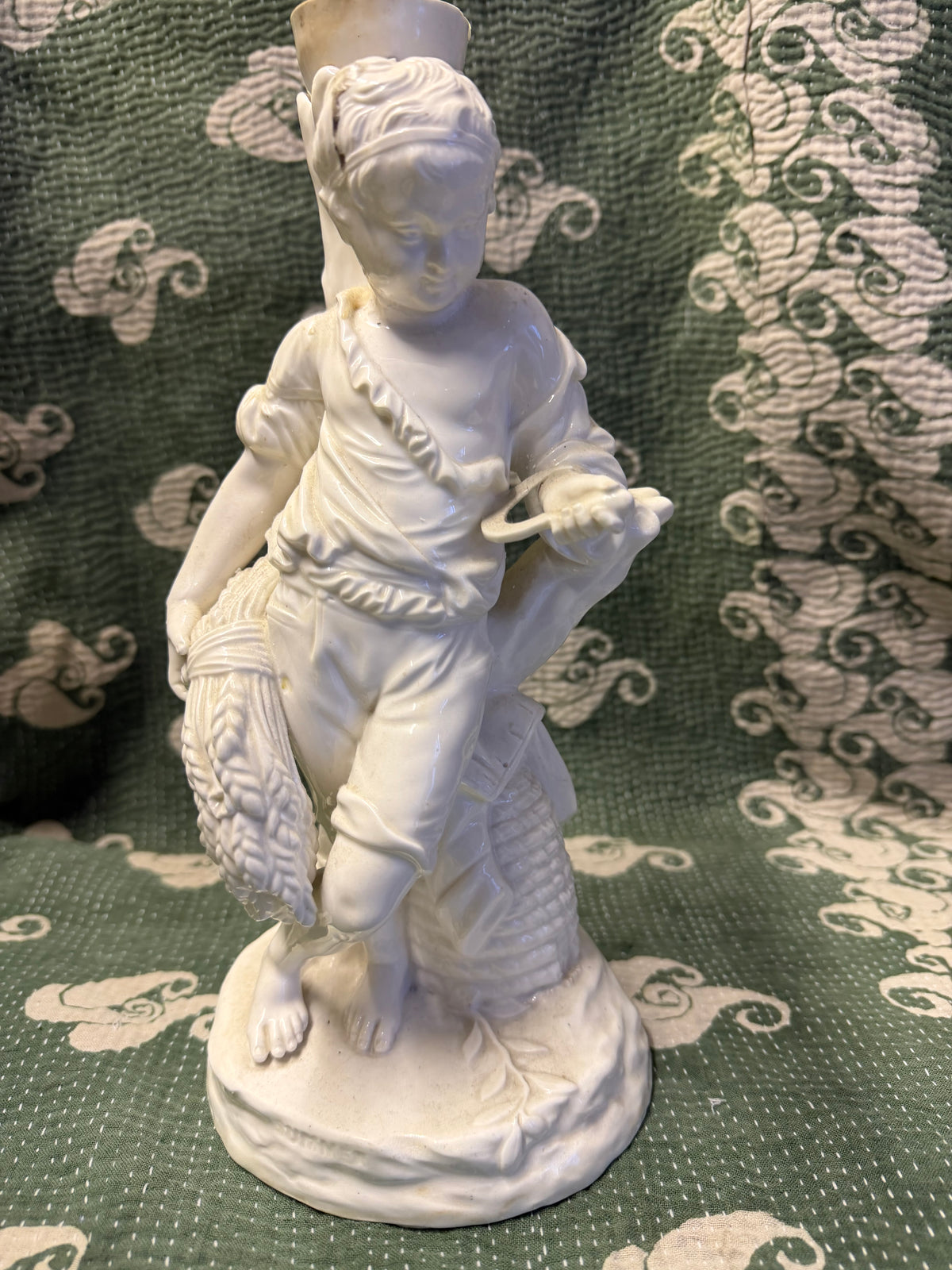 SUMMER FIGURINE