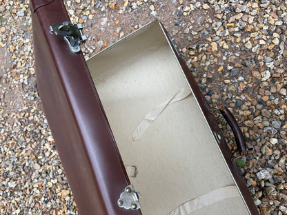 GLOBETROTTER SUITCASE