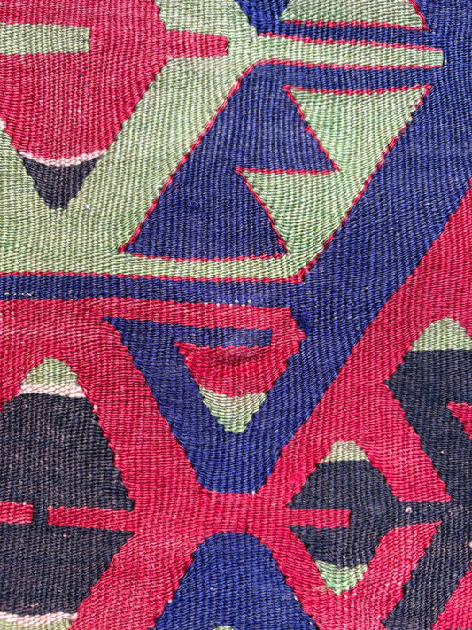 VINTAGE KILIM