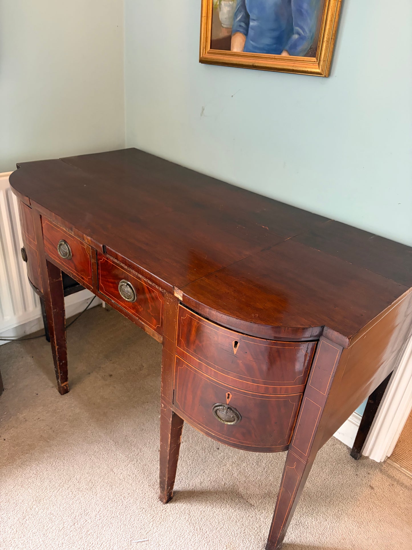 SIDEBOARD