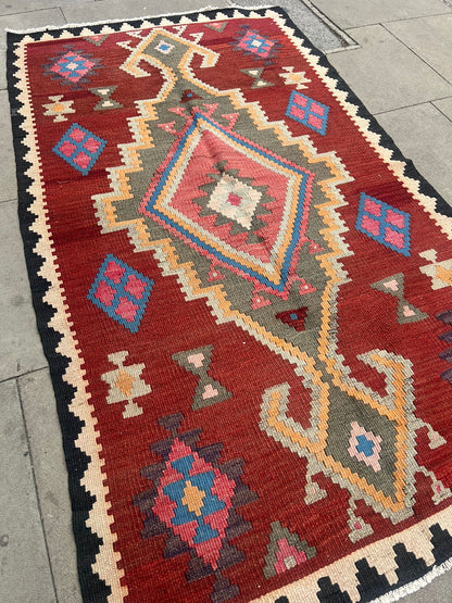 VINTAGE KILIM