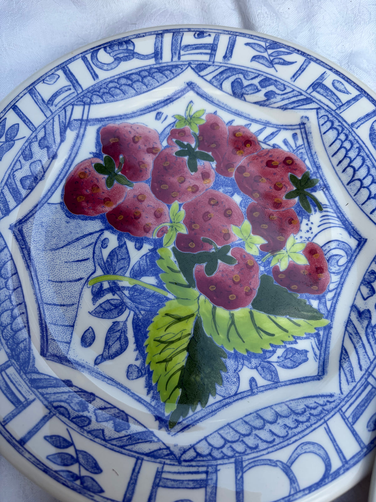 FRUIT PLATES