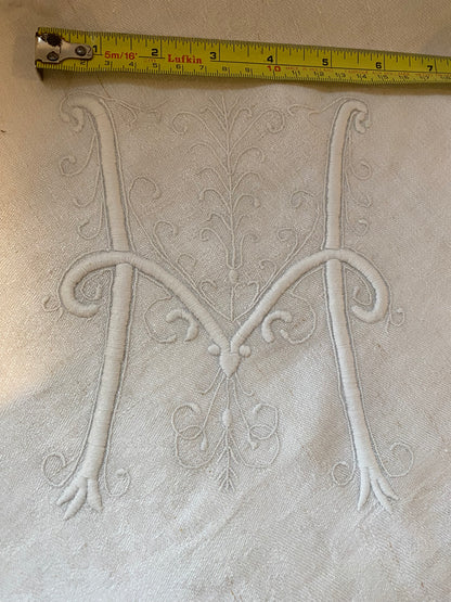 LINEN TABLECLOTH