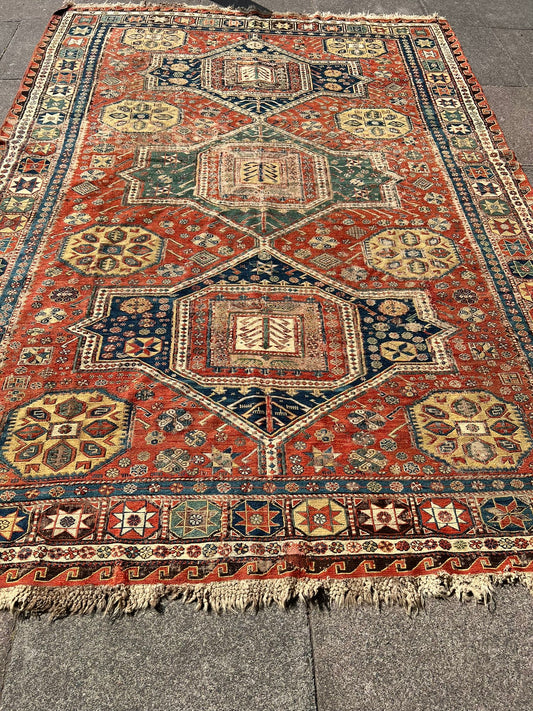 ANTIQUE RUG