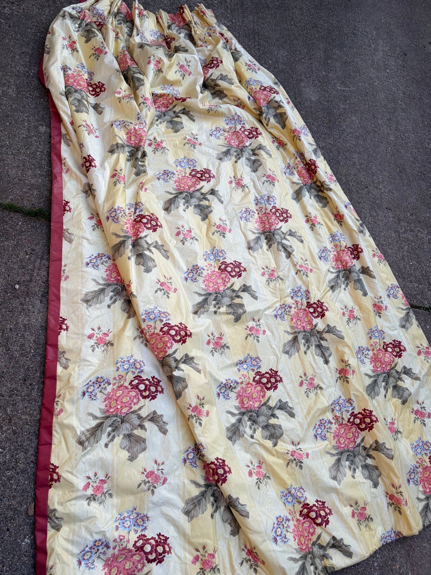 CHINTZ CURTAINS