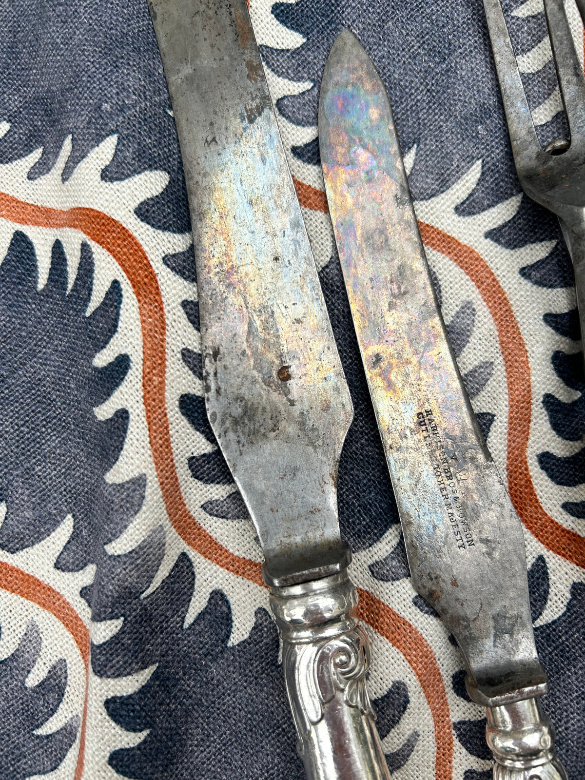 SILVER CARVING SET