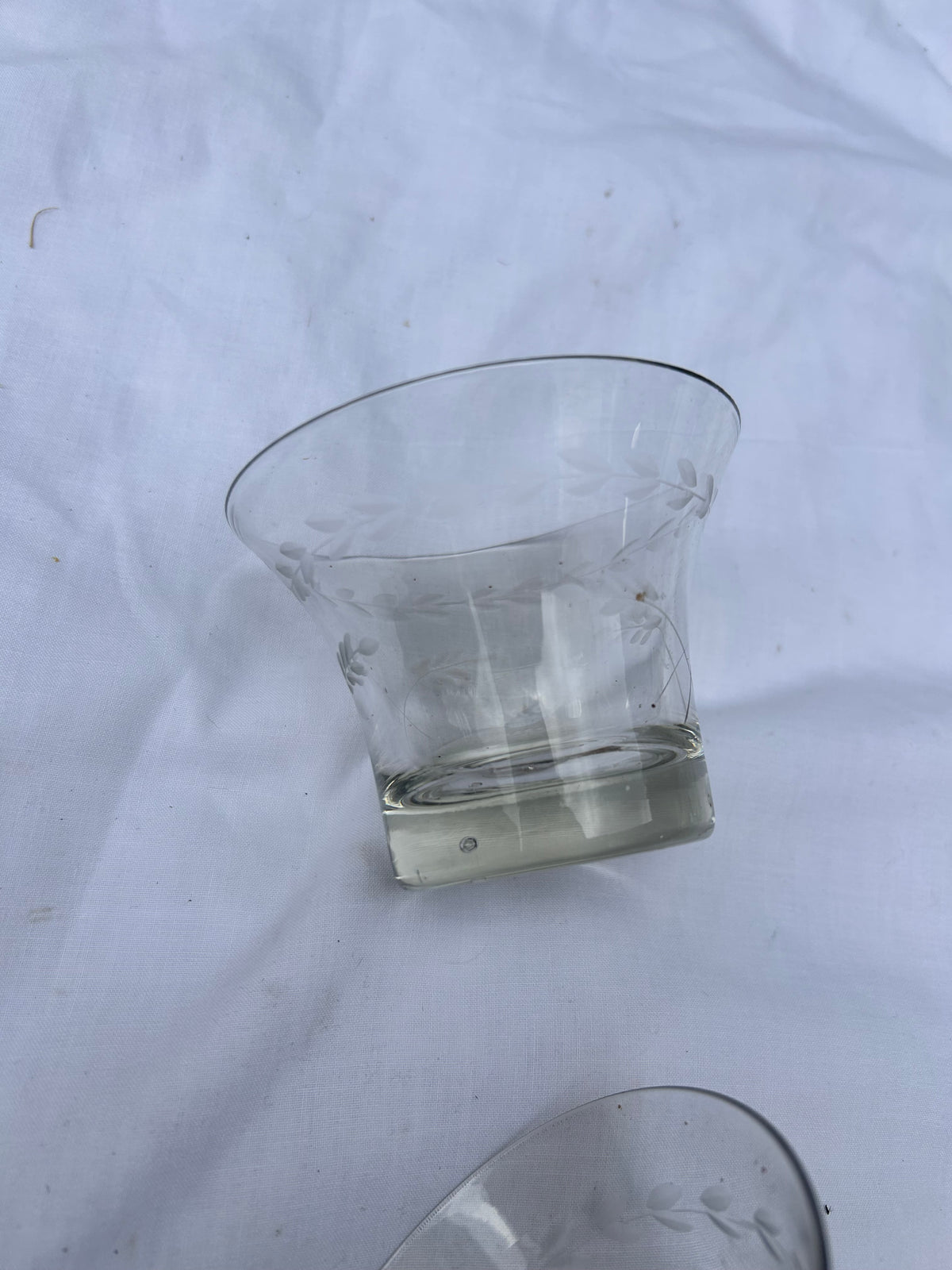 GLASS TEALIGHT HOLDERS